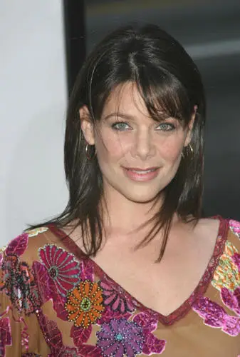 Meredith Salenger Jigsaw Puzzle picture 97983