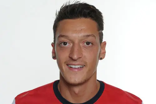 Mesut Ozil Wall Poster picture 671669