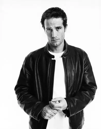 Michael Vartan Wall Poster picture 488209