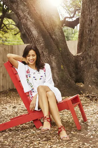 Michaela Conlin Wall Poster picture 790283
