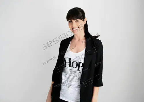 Michelle Borth White T-Shirt - idPoster.com
