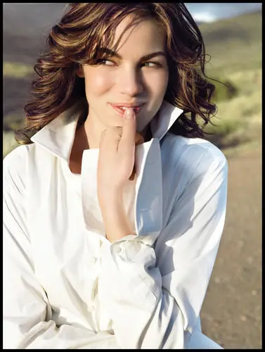 Michelle Monaghan Protected Face mask - idPoster.com