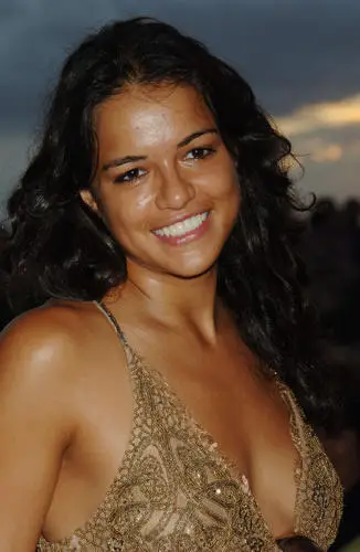 Michelle Rodriguez Wall Poster picture 42721