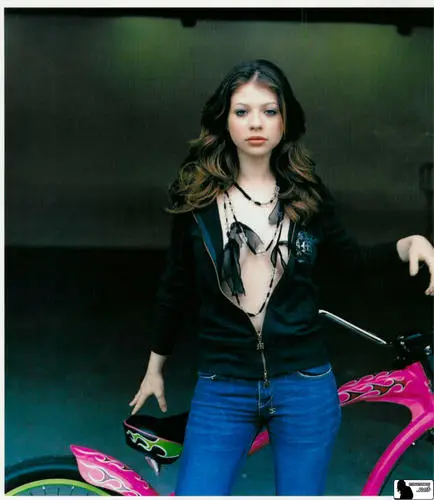 Michelle Trachtenberg Wall Poster picture 42751