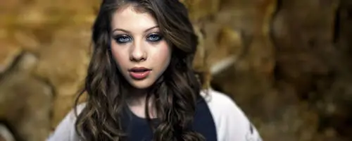 Michelle Trachtenberg Wall Poster picture 80492