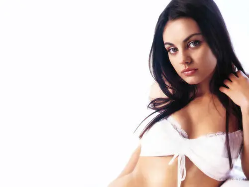 Mila Kunis Wall Poster picture 170197