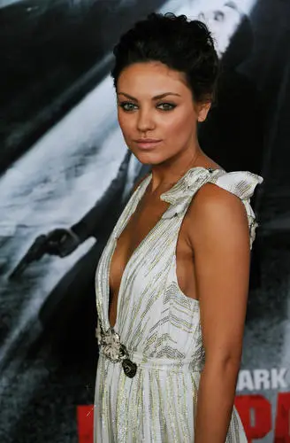 Mila Kunis Wall Poster picture 170339