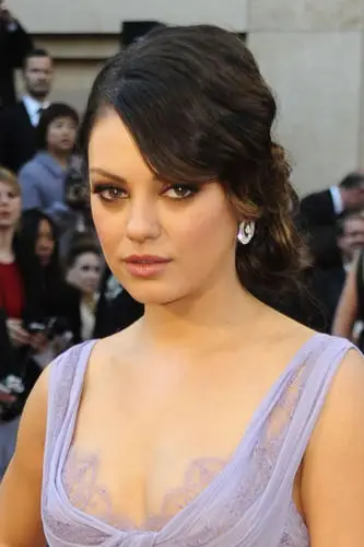 Mila Kunis Wall Poster picture 170373