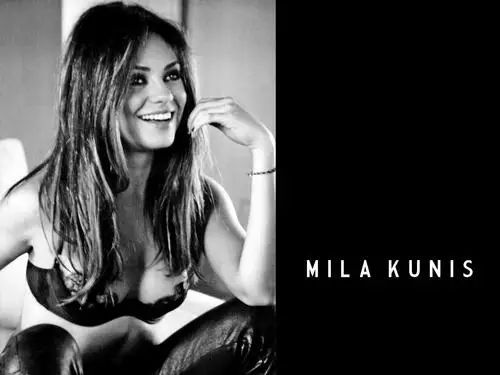 Mila Kunis Men's Colored T-Shirt - idPoster.com