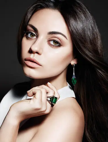 Mila Kunis Wall Poster picture 254808