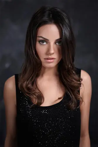 Mila Kunis Wall Poster picture 315576