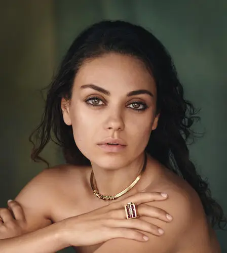 Mila Kunis Wall Poster picture 525340