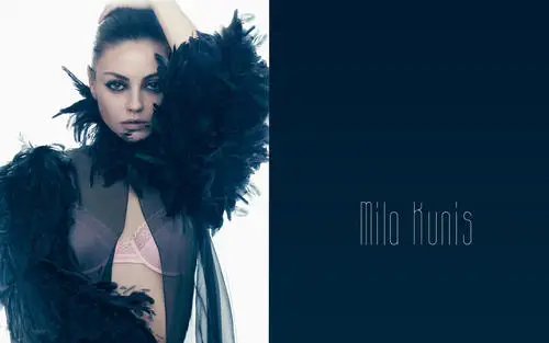 Mila Kunis Women's Colored Tank-Top - idPoster.com