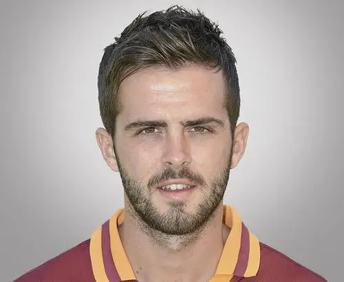 Miralem Pjanic Wall Poster picture 703469