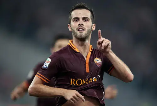 Miralem Pjanic Wall Poster picture 703515