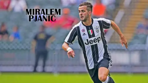 Miralem Pjanic Wall Poster picture 703541