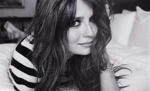 Mischa Barton Wall Poster picture 57875