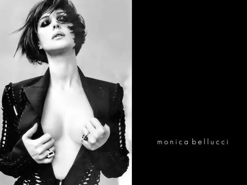 Monica Bellucci White T-Shirt - idPoster.com