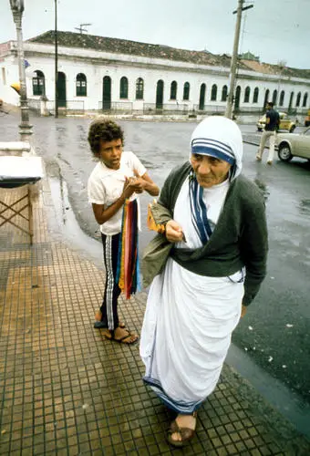 Mother Tereza Jigsaw Puzzle picture 478538