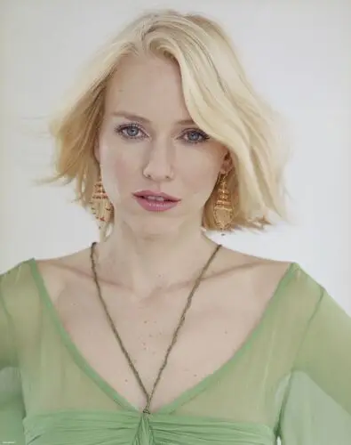 Naomi Watts Wall Poster picture 16051