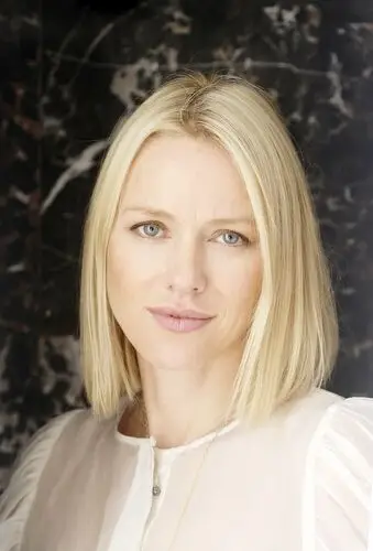 Naomi Watts Wall Poster picture 540632
