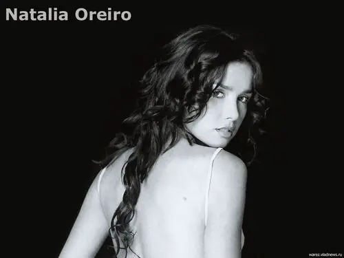 Natalia Oreiro White Tank-Top - idPoster.com