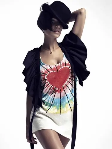 Natalie Imbruglia Women's Colored T-Shirt - idPoster.com