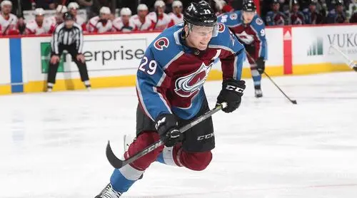 Nathan MacKinnon Image Jpg picture 811021