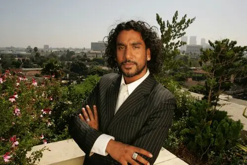 Naveen Andrews Computer MousePad picture 500571