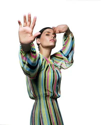 Nelly Furtado Women's Colored  Long Sleeve T-Shirt - idPoster.com