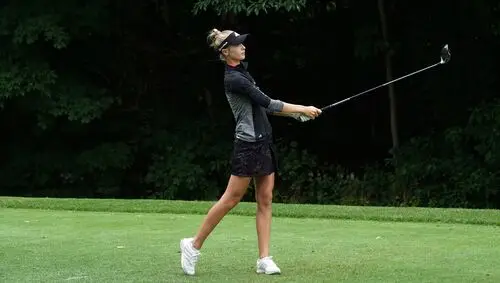 Nelly Korda Computer MousePad picture 942822