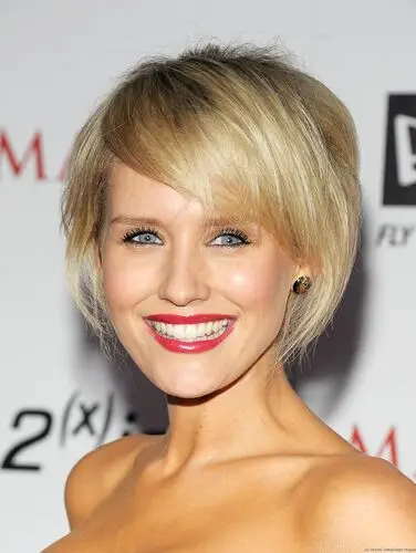Nicky Whelan Wall Poster picture 111315