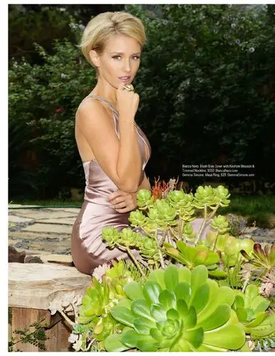 Nicky Whelan Computer MousePad picture 485989