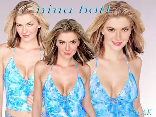 Nina Bott Women's Colored Hoodie - idPoster.com