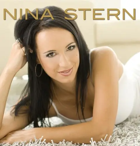 Nina Stern White Tank-Top - idPoster.com