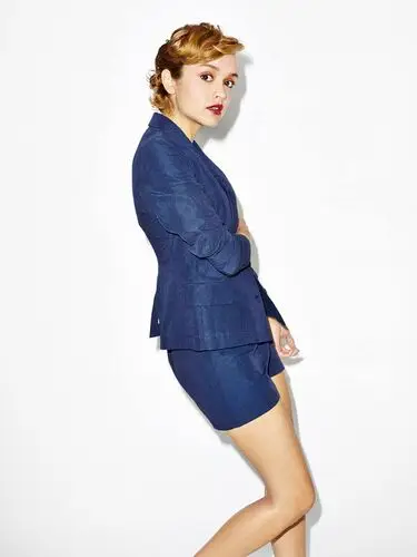 Olivia Cooke Computer MousePad picture 543540