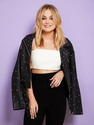 Olivia Holt Women's Colored Hoodie - idPoster.com