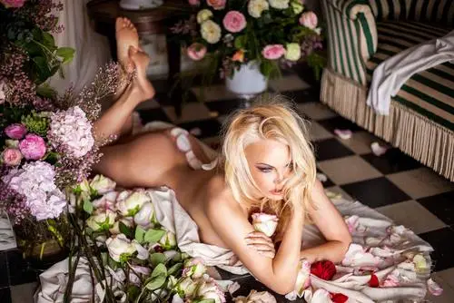 Pamela Anderson Jigsaw Puzzle picture 16974
