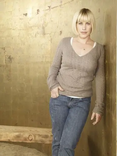 Patricia Arquette Women's Colored  Long Sleeve T-Shirt - idPoster.com