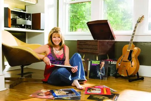 Patty Loveless Wall Poster picture 499660