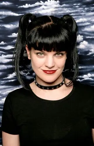 Pauley Perrette Wall Poster picture 23787