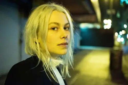 Phoebe Bridgers Wall Poster picture 941187