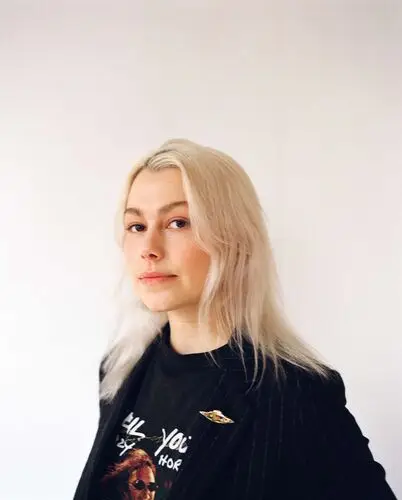 Phoebe Bridgers Wall Poster picture 941254