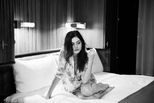 Phoebe Tonkin Wall Poster picture 845995