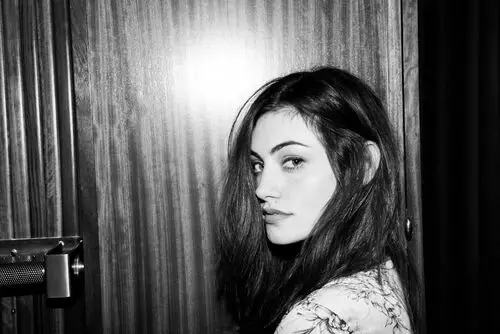 Phoebe Tonkin Jigsaw Puzzle picture 845996