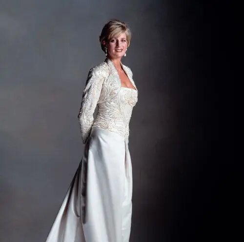 Princess Diana Women's Colored  Long Sleeve T-Shirt - idPoster.com