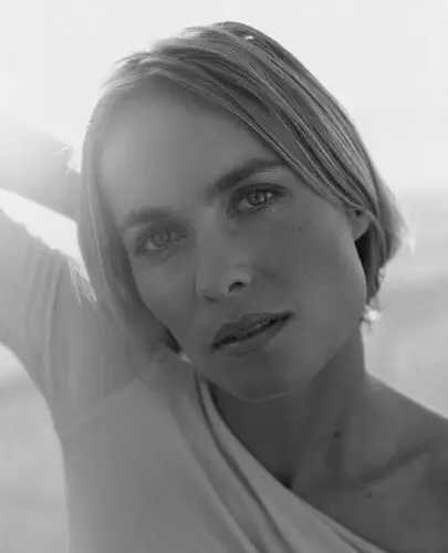 Radha Mitchell Protected Face mask - idPoster.com