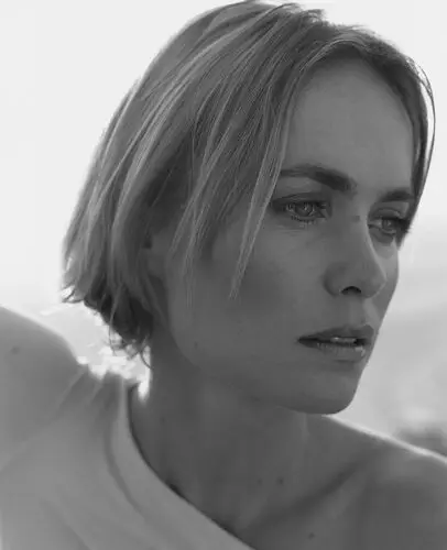 Radha Mitchell Computer MousePad picture 238722