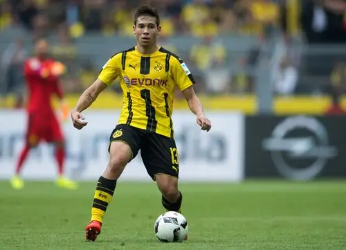 Raphael Guerreiro Wall Poster picture 704016