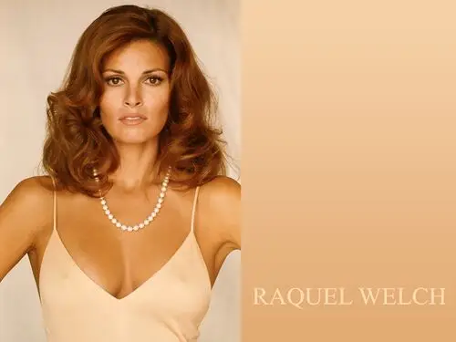 Raquel Welch Jigsaw Puzzle picture 235538
